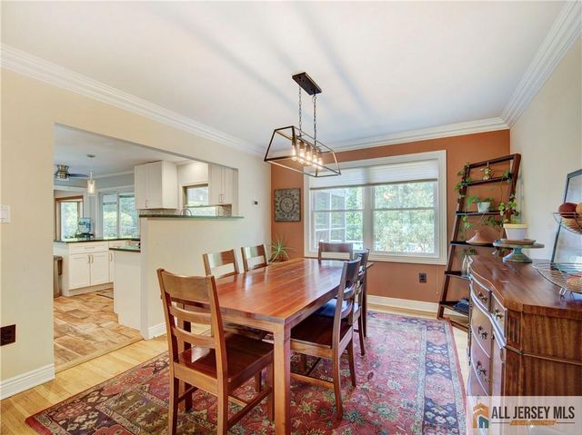 8 Willis Court, East Brunswick, NJ 08816