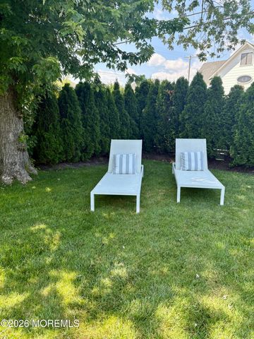 121 Bridge Avenue, Bay Head, NJ 08742