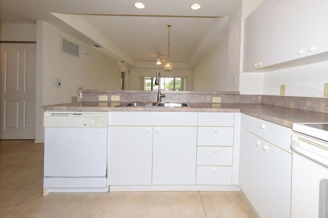 1235 SAXONY CIRCLE 5103, Punta Gorda, FL 33983