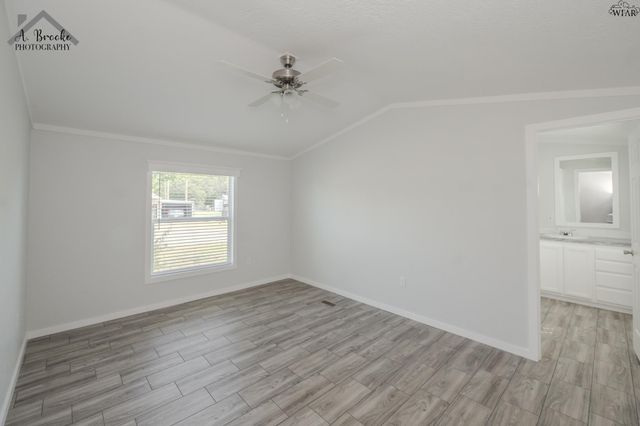 106 S PACIFIC AVENUE, Iowa Park, TX 76367