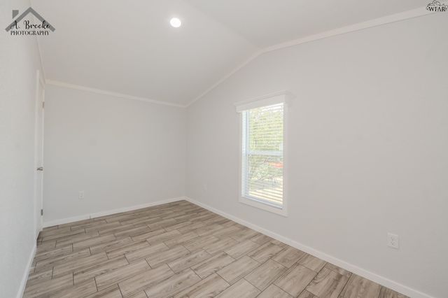 106 S PACIFIC AVENUE, Iowa Park, TX 76367