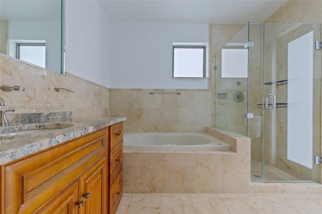 4115 Madison St, Hollywood, FL 33021