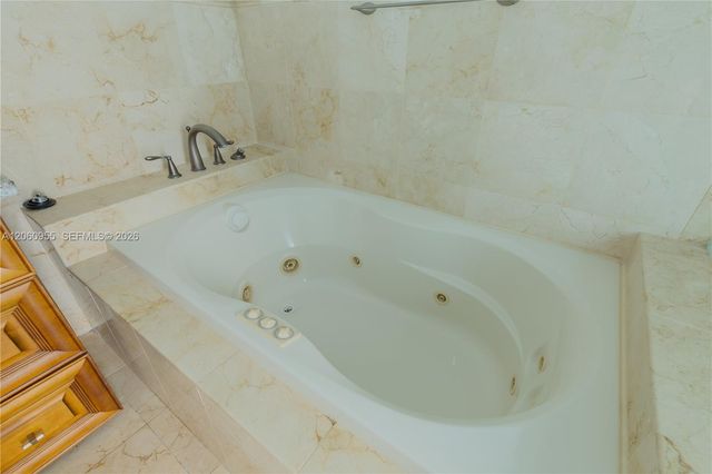 4115 Madison St, Hollywood, FL 33021