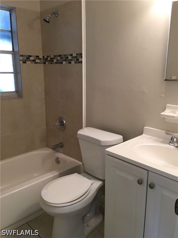 914 San Remo AVE, Naples, FL 34104