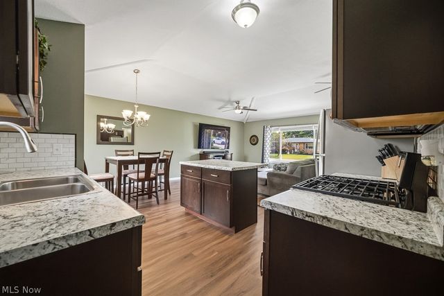 1520 David Avenue, Parma, OH 44134