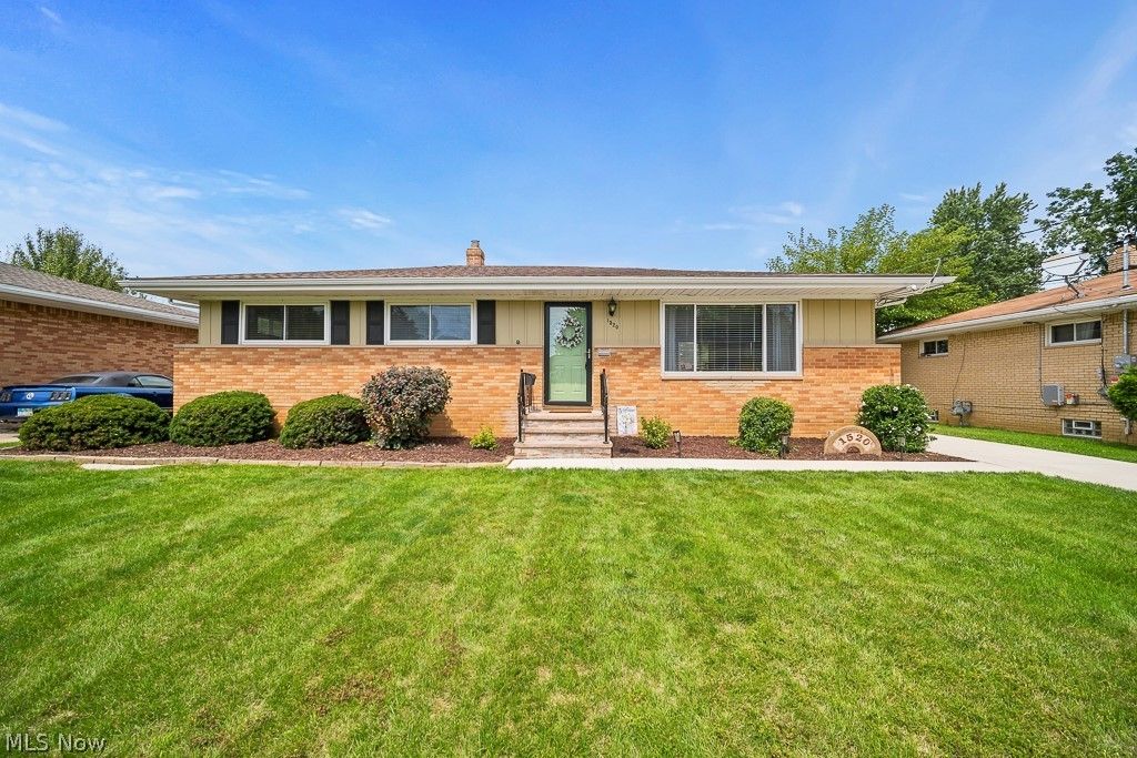 1520 David Avenue, Parma, OH 44134