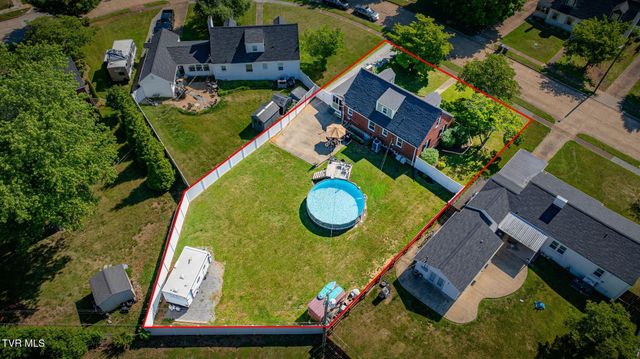 824 Fairmont Avenue, Kingsport, TN 37660