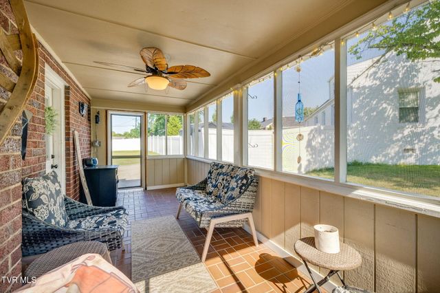 824 Fairmont Avenue, Kingsport, TN 37660