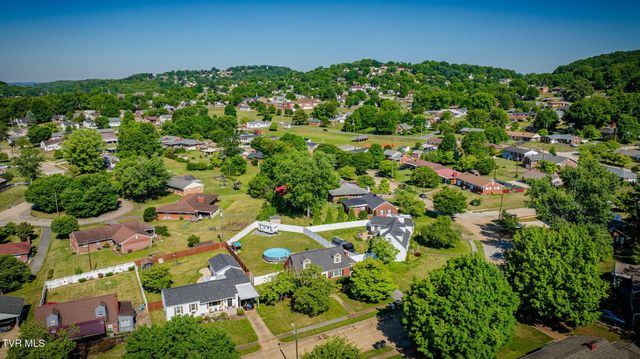 824 Fairmont Avenue, Kingsport, TN 37660