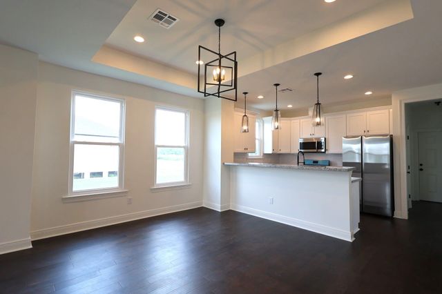 594 Jean Charles Boulevard, Gray, LA 70359