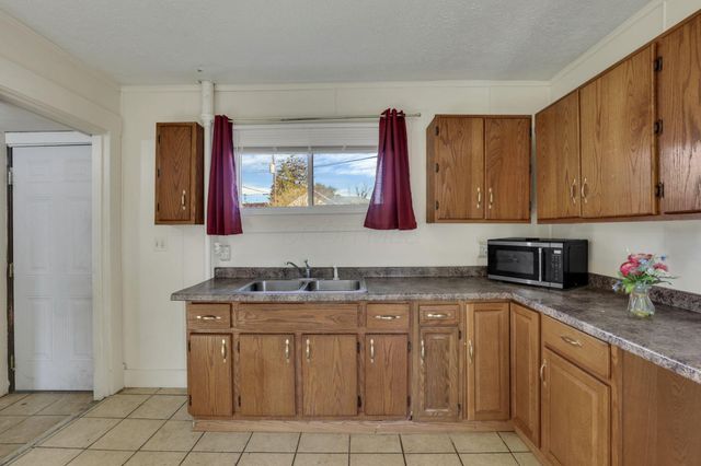 128 Wilson Street, Newark, OH 43055