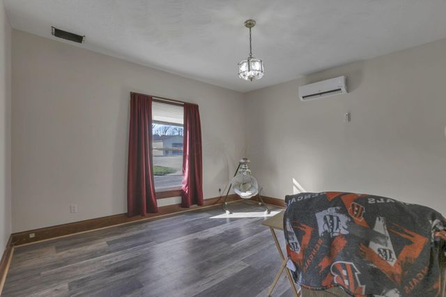 128 Wilson Street, Newark, OH 43055