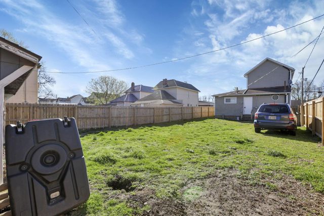 128 Wilson Street, Newark, OH 43055