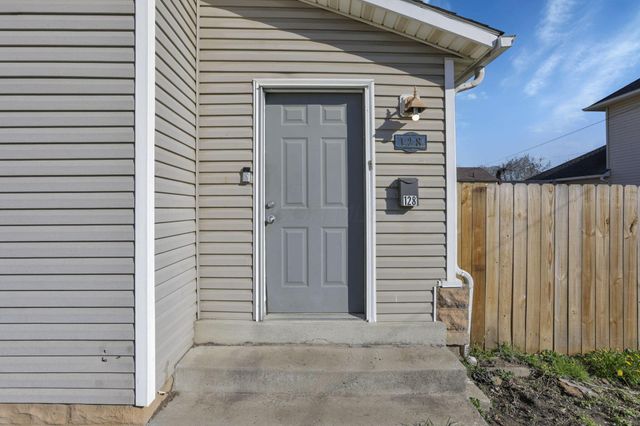 128 Wilson Street, Newark, OH 43055