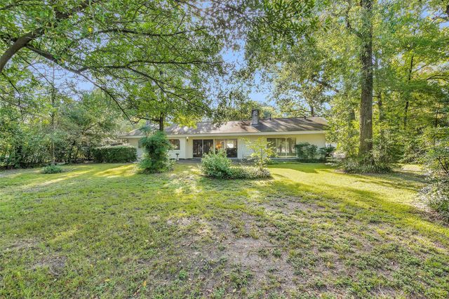 6 Winged Foot Drive, Conroe, TX 77304