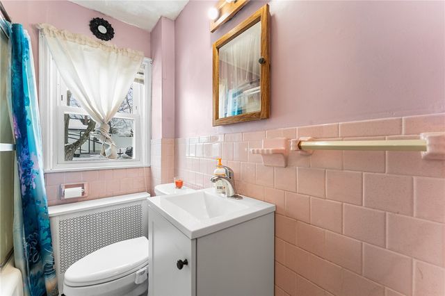 3 Hutchinson Avenue, Pawtucket, RI 02861