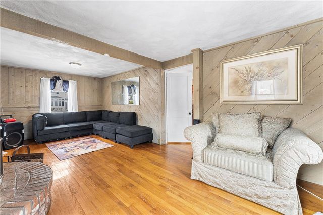 3 Hutchinson Avenue, Pawtucket, RI 02861