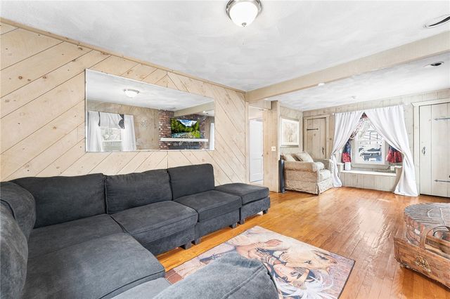 3 Hutchinson Avenue, Pawtucket, RI 02861