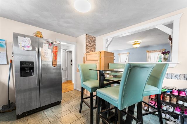 3 Hutchinson Avenue, Pawtucket, RI 02861