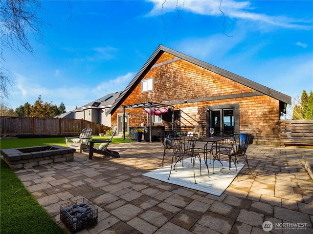 3617 Soundview Drive W, University Place, WA 98466