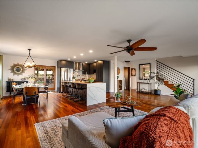 3617 Soundview Drive W, University Place, WA 98466