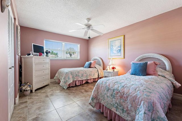 2950 SE Ocean Blvd. 135-8, Stuart, FL 34996