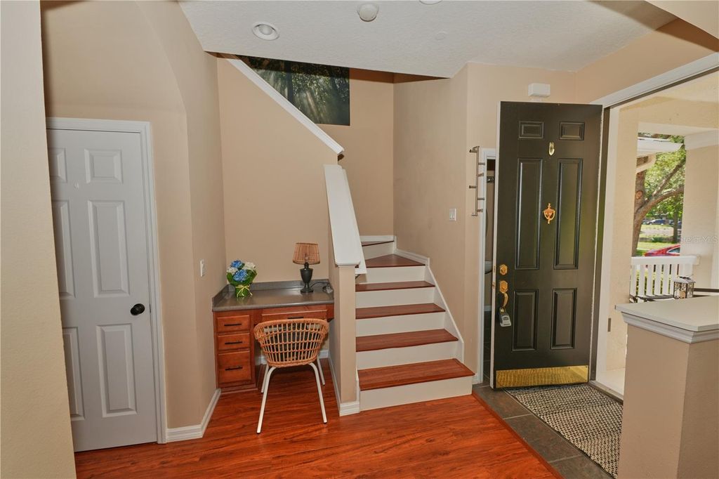 Image 13 of property listing at 9135 CARDINAL MEADOW TRAIL, Orlando, FL 32827