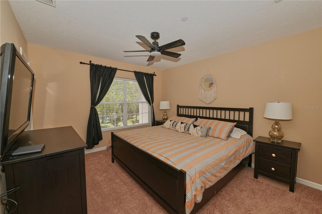 Image 15 of property listing at 9135 CARDINAL MEADOW TRAIL, Orlando, FL 32827