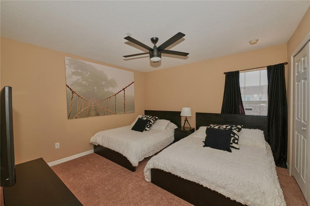 Image 19 of property listing at 9135 CARDINAL MEADOW TRAIL, Orlando, FL 32827