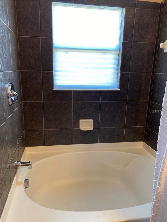 Image 22 of property listing at 9135 CARDINAL MEADOW TRAIL, Orlando, FL 32827