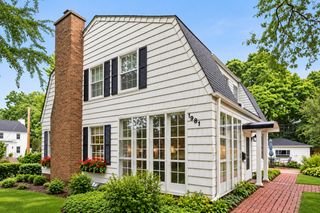 1981 Linden Avenue, Highland Park, IL 60035