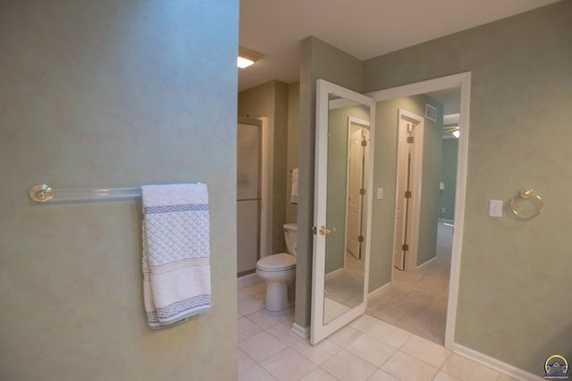 6247 SW 40th Ct, Topeka, KS 66610