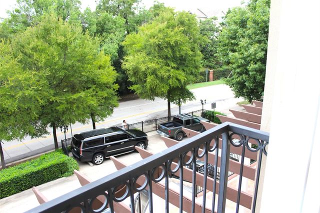 3102 Kings Road 1207, Dallas, TX 75219