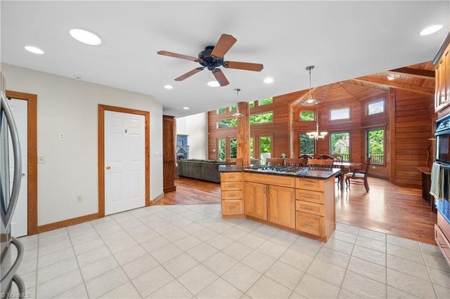 1212 River Bluff Trail, Tobaccoville, NC 27050
