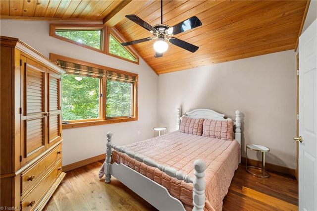 1212 River Bluff Trail, Tobaccoville, NC 27050