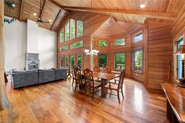 1212 River Bluff Trail, Tobaccoville, NC 27050