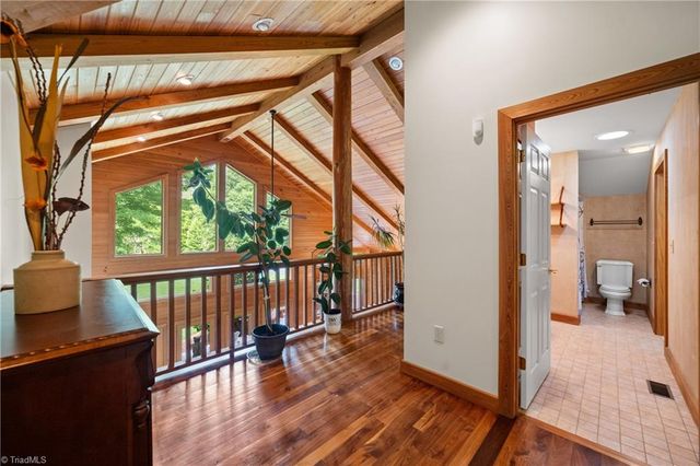 1212 River Bluff Trail, Tobaccoville, NC 27050