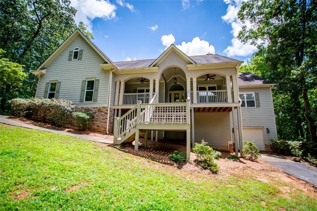 8040 BANKS MILL Road, Douglasville, GA 30135