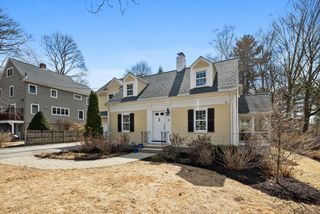 31 Fuller Rd, Lexington, MA 02420