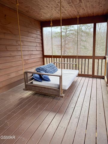 829 Boone Acres Lane, Pigeon Forge, TN 37863