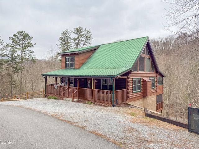 829 Boone Acres Lane, Pigeon Forge, TN 37863