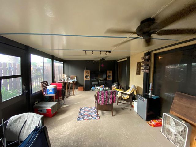 1011 Springdale Circle, Palm Springs, FL 33461