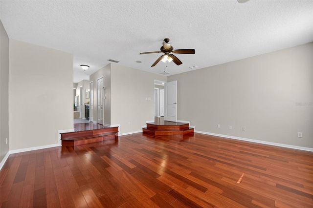 107 WEKIVA POINTE CIRCLE, Apopka, FL 32712