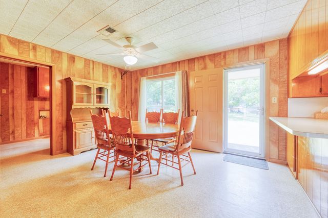 308 W White Street, Pilot Point, TX 76258