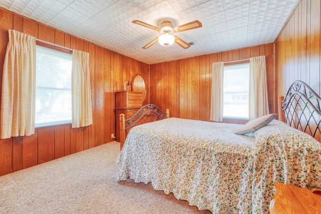308 W White Street, Pilot Point, TX 76258