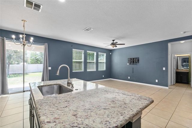 2572 LIMERICK CIRCLE, Grand Island, FL 32735