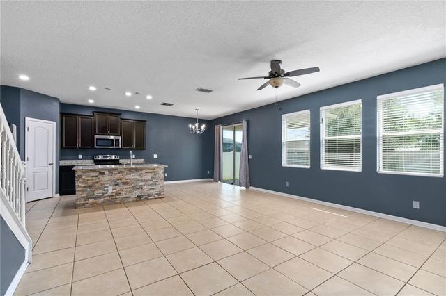 2572 LIMERICK CIRCLE, Grand Island, FL 32735