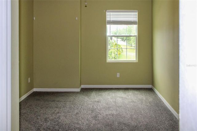 2572 LIMERICK CIRCLE, Grand Island, FL 32735