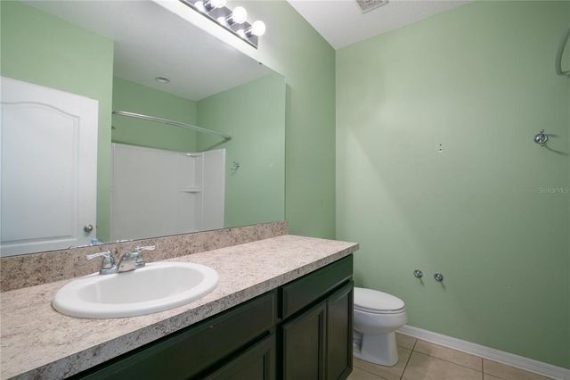 2572 LIMERICK CIRCLE, Grand Island, FL 32735