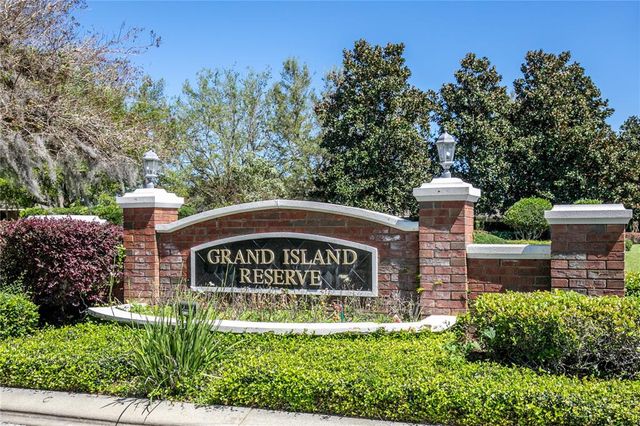 2572 LIMERICK CIRCLE, Grand Island, FL 32735